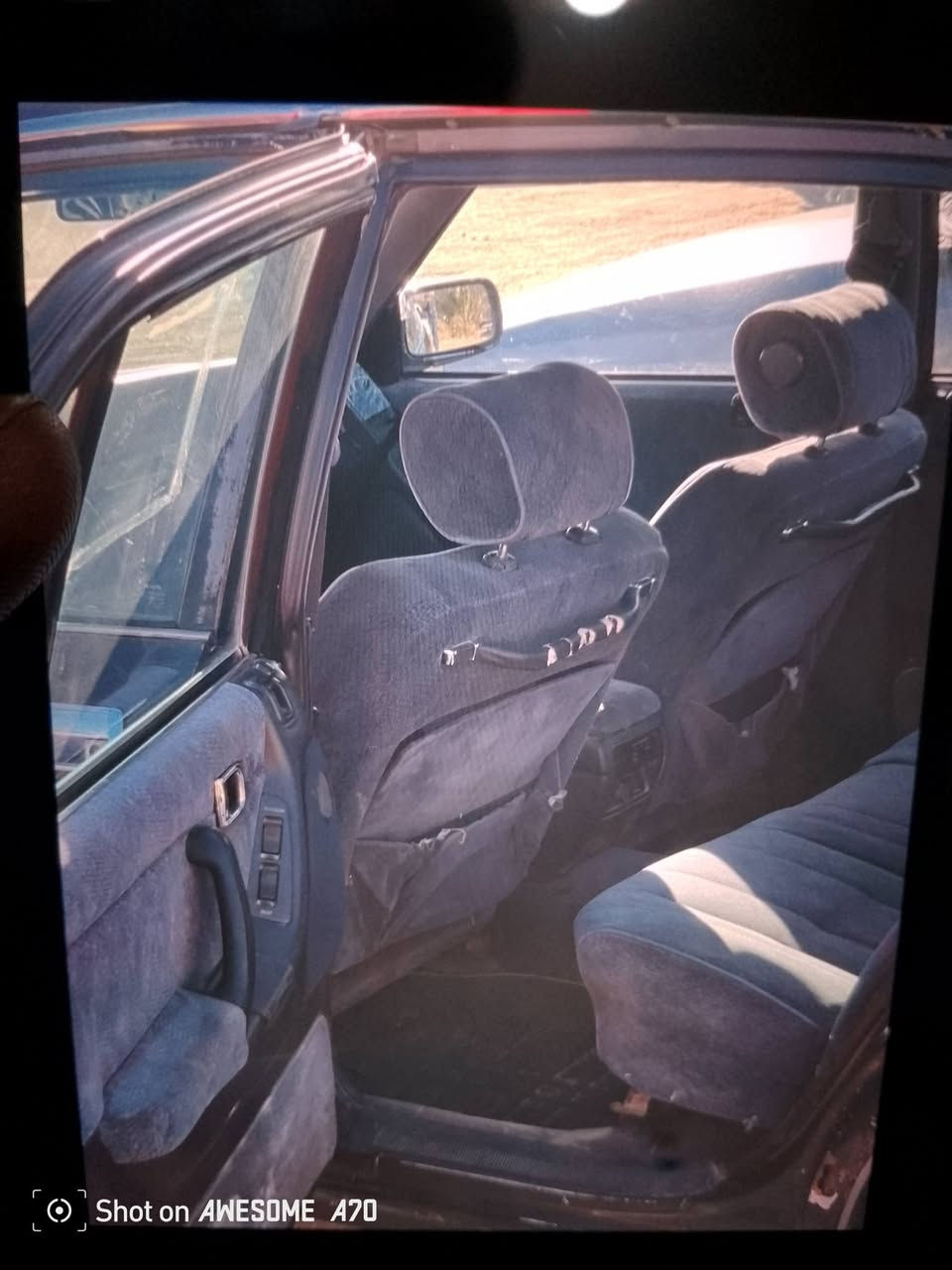 إسلام عليكم ورحمة الله وبركاتة كراون ارنب سياره ايسر بلاد مكفوله مكينه جديده لاتنقيص ولاتبخير سياره بلاديه مامصبوغه تبريد شغال لا كص ولا نقل جثه مكفوله من اي عيب شرعي هذا رقمي ***********
