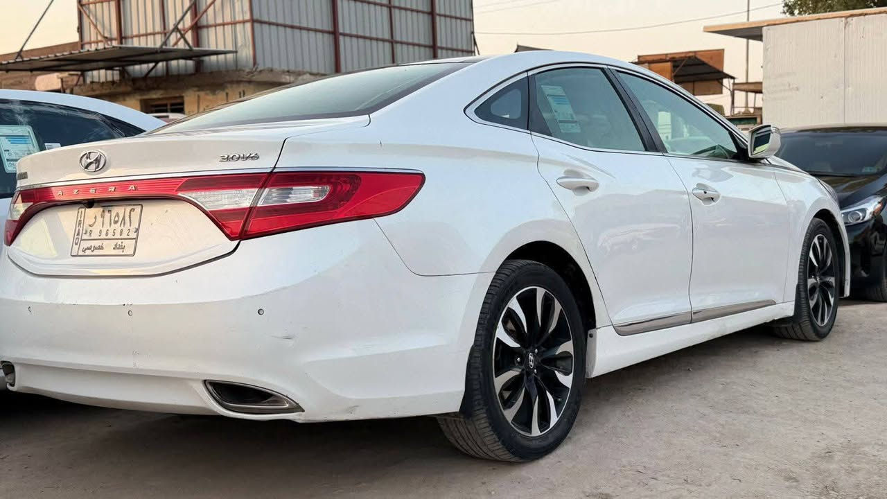 هونداي ازيرة2014 فول VIP موصفات خاصه رقم سياره بغداد السونار مرفق بل منشور مكان سياره سماوه قضاء الرميثة سعر 145 وبيهه مجال للستفسار اتصال عله رقم ***********
