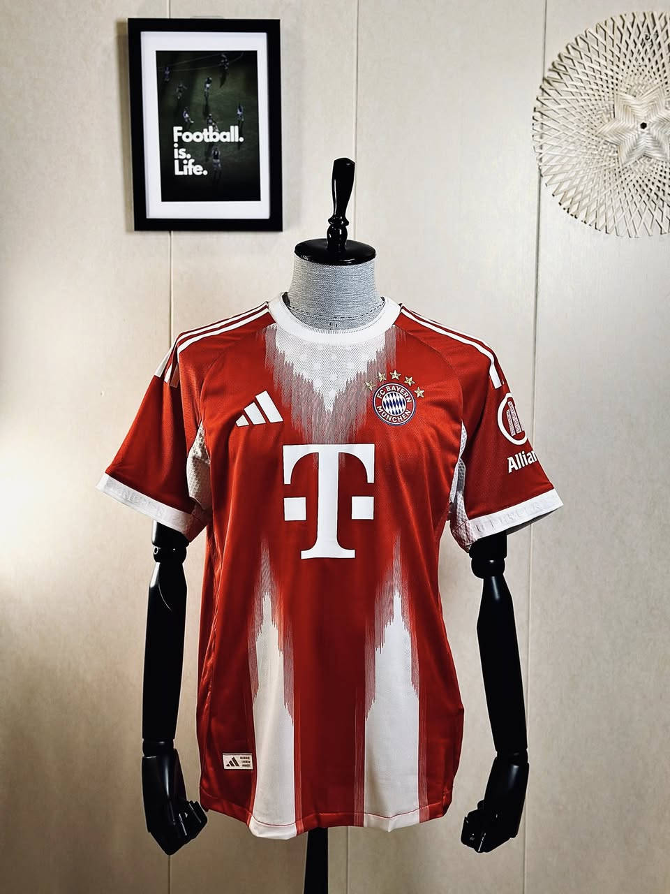 توفر رسميا دريسات نسخه لاعب ال اصلي الدرزن يكون مشكل فقط اقل طلب درزنين السعر 7750 الزيادة صارت بسبب سعود الدولار و الضرايب للحجز راسلنا خاص


**إذا كنت صاحب هذا الإعلان وتريد حذفه لأي سبب، رجاءا أرسل رسالة إلى الدعم الفني**