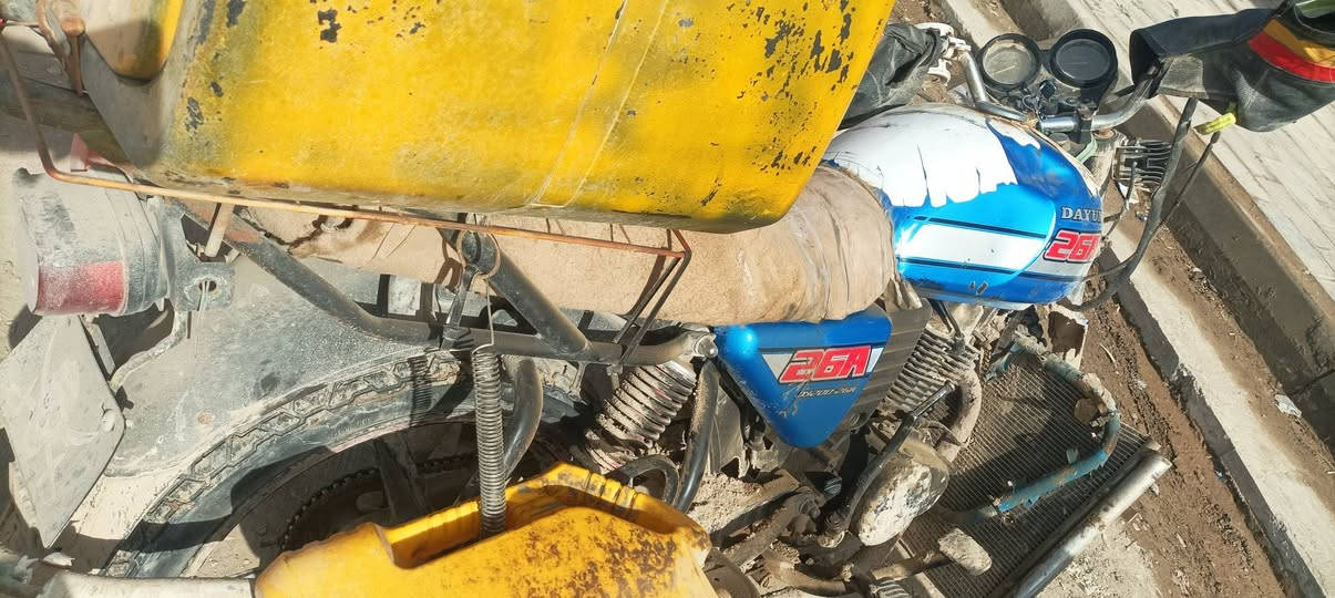 دايون 22دراجة محرك 200 جاهزة تخم تايرات زنون كرهبائيات كلهه شغالة محرك بي،خيط،بخار،قليل دراجة جاهزة سلف باتري،جديد،مكاني،الحمزة الشرقي،بيع،مستعجل السعر،450وبيهه مجال بسيط


**إذا كنت صاحب هذا الإعلان وتريد حذفه لأي سبب، رجاءا أرسل رسالة إلى الدعم الفني**