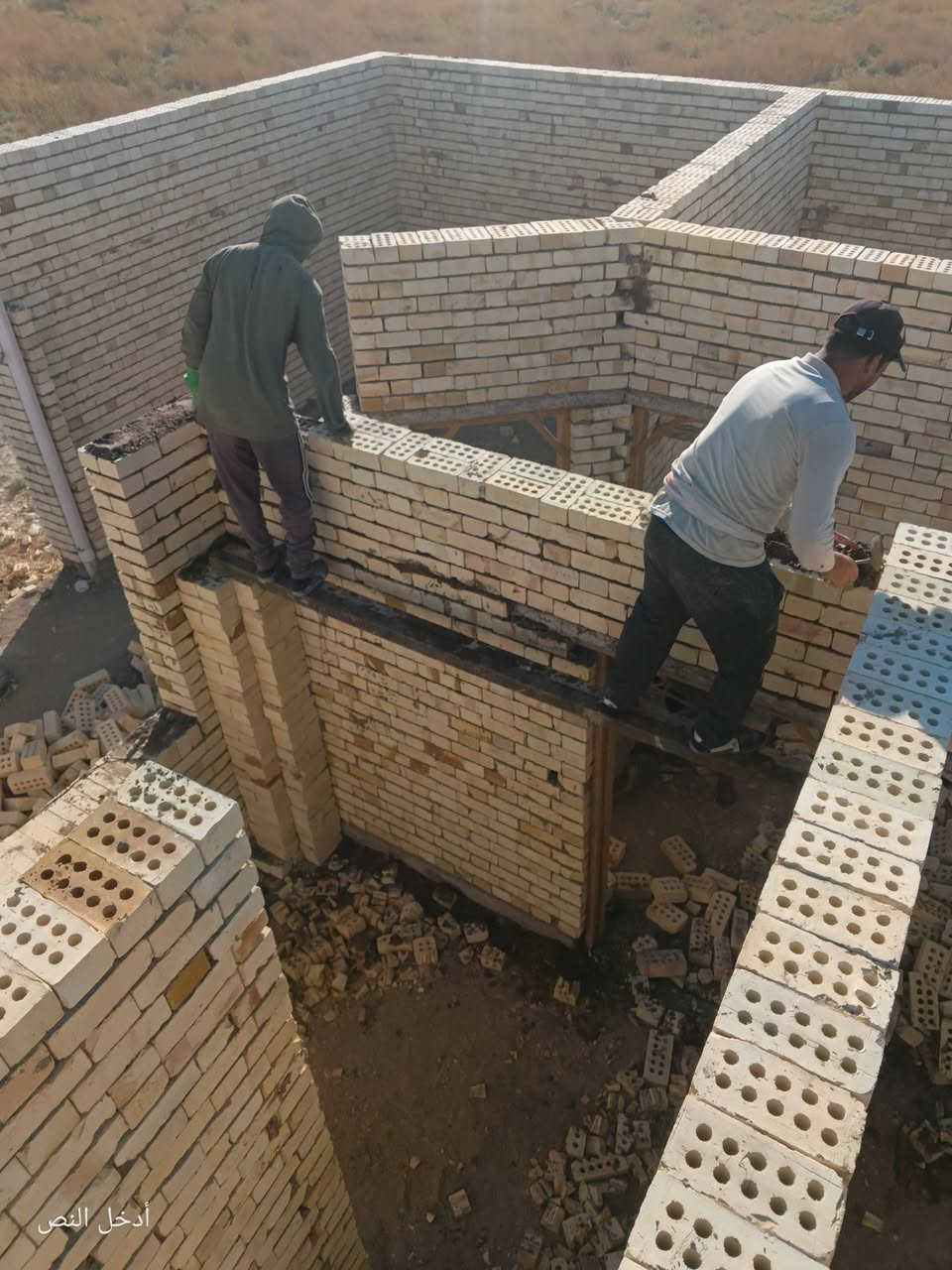 🔨 خلفة طابوق – بيوت ومجمعات سكنية
نقدّم شغل نظيف درجة أولى ✔️
دقّة بالمواعيد ⏱️
خبرة بالعمل 🧱
تنفيذ حسب المخطط وبأفضل تشطيب
📞 للتواصل ***********

إذا تريد بناء مضمون ونتيجة تشرّفك، تواصل ويانا
الشغل يشهد إلنا 👍
