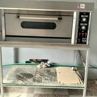 غراض مطاعم للبيع فرن بيتزا هوة وصواني حماية  قلاية 3 مدافع  ساحبة  قاط...