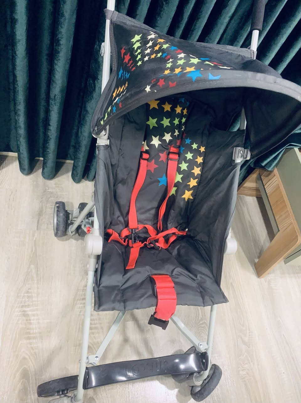 <span class='f1'><span class='f1'>Stroller</span></span> أربيل, العراق


**إذا كنت صاحب هذا الإعلان وتريد حذفه لأي سبب، رجاءا أرسل رسالة إلى الدعم الفني**