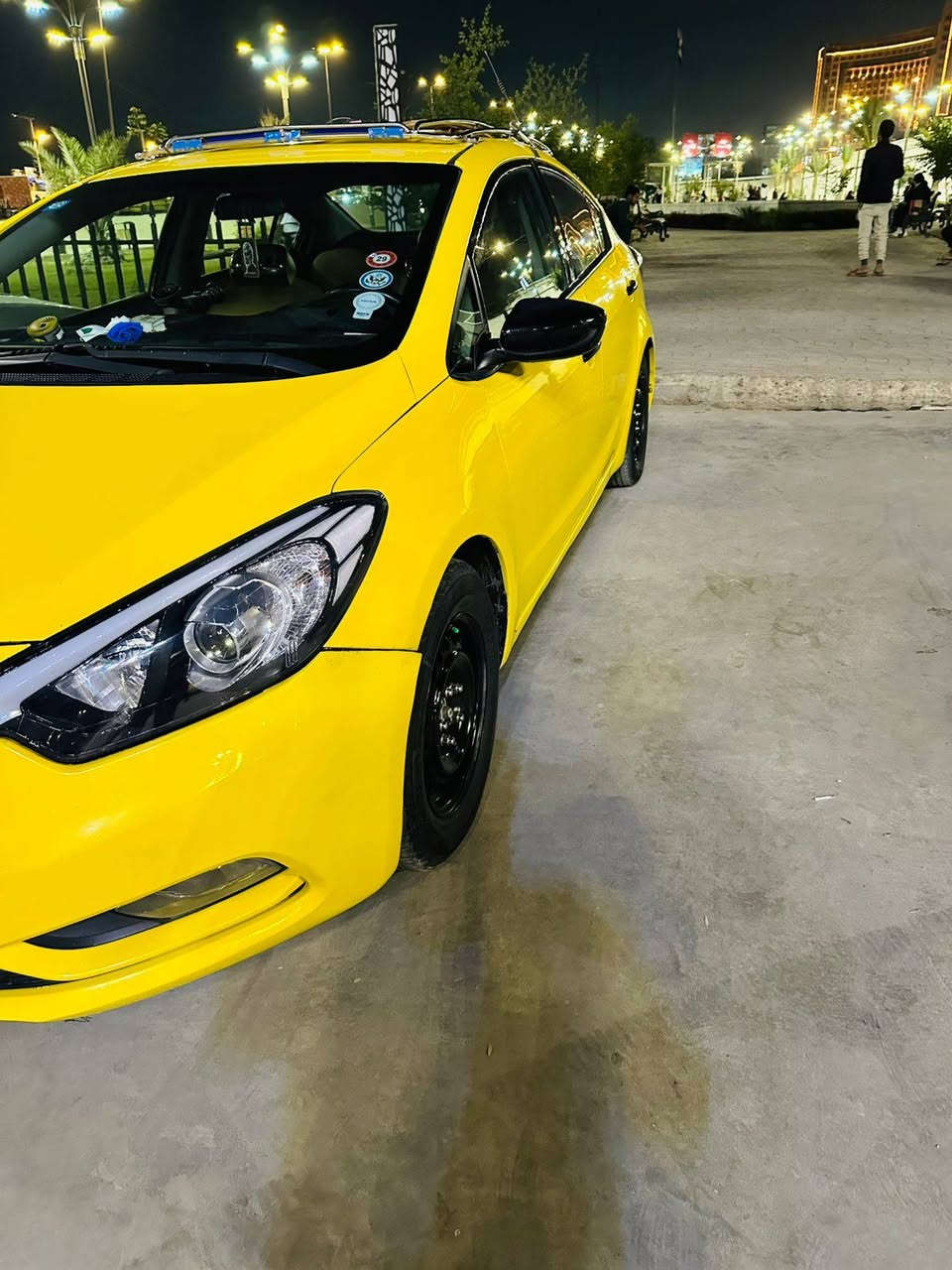 فورتي 16 حادثها دعاميه اماميه فقط سياره كفاله عل سونار متاخذها اذا ماتفحص جديده بمعنئ لكلمه ايبل واحد وارد امريكي كير مكينه تخم تاير جاهزه من كل نواحي 
للاستفسار ***********
