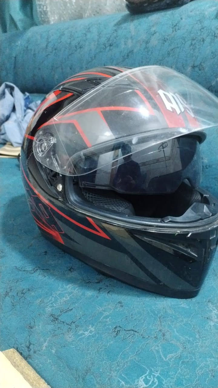 خوذه للبيع السعر 35وبيها مجال للتواصل خاص


**إذا كنت صاحب هذا الإعلان وتريد حذفه لأي سبب، رجاءا أرسل رسالة إلى الدعم الفني**