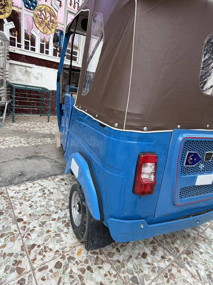 سلام عليكم تكتك 2021 تكتك تعمير جديد تكتك نضيفه حيل بيه طخه من وره يم بكلايت سعر 7       ملاين قفل (***********)موقع شهداء سيديه (ملاحضه تكتك مرقمه (رقم او سنويه ) رقم نكليزي تكتك بسمي تحويل ثاني يوم)
