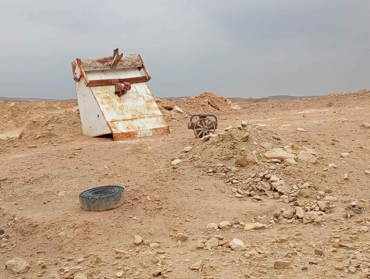 سلام عليكم..
خباطه مركزيه للبيع عنوانه الانبار البغدادي 

للاستفسار ***********
