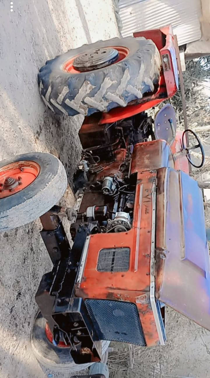 سلام عليكم البيع عنتر موديل 85بلاديه مكان بابل جبله ***********
