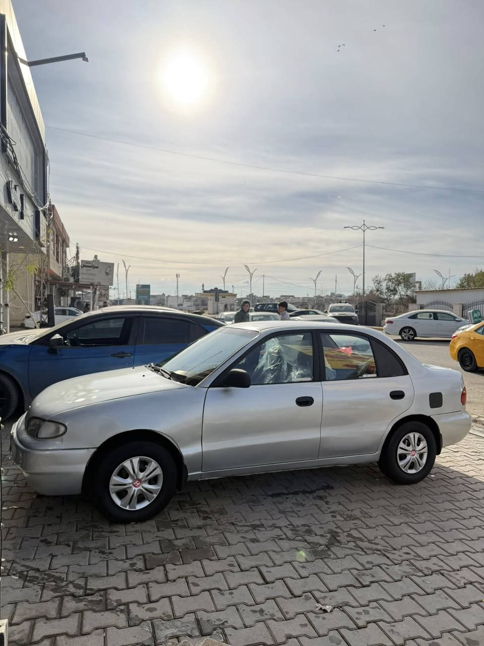 سلام عليكم اكسنت خليجي 1995 محرك جديد شرط بدون بخار تبريد تدفئة كوبون بانزين موجود سيارة كلش نضيف بدون ضربة سعر 36 بي مجال قليل ***********
