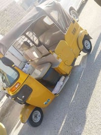 21 مكفوله بيها بس خياسات شهر ٩ شراي اتصل سعر 6500 اتصال 07716160568