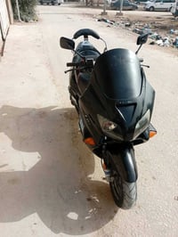 للبيع فورزه 06 دراجه كامله كهربائيات مكينه  السعر 650 وبيه مجال الأستف...