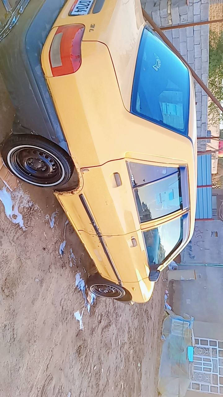 سياره للبيع موديل ١٧ رقم قاسيه انكليزي بسمي سنويه حد ٢٧ بيه شواصي معمارات هيئة مصفره بيه جاملغ جهت السايق مبدل أثر ضربه دوشمه جديد حداديه جديده تبريد ثلج تخم تاير باتري مكاني الديوانية السعر ٣٨ قفل للاستفسار الاتصال على ***********
