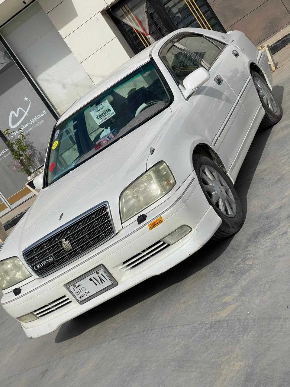 السلام عليكم 
بيع سريع ومستعجل
موديل 2001 مفحوصة وكاملة قرار (102) ديڤور الجبير شاصي (75) السيارة كفالة بس بيها نص باب صبغ فقط .. محرك كير تبريد يخبل .كرستال اصل 
بيع فقط السعر (87) وبيعا مجال 
مكان السياره .بابل 
اتصال ‭0789 388 6774
