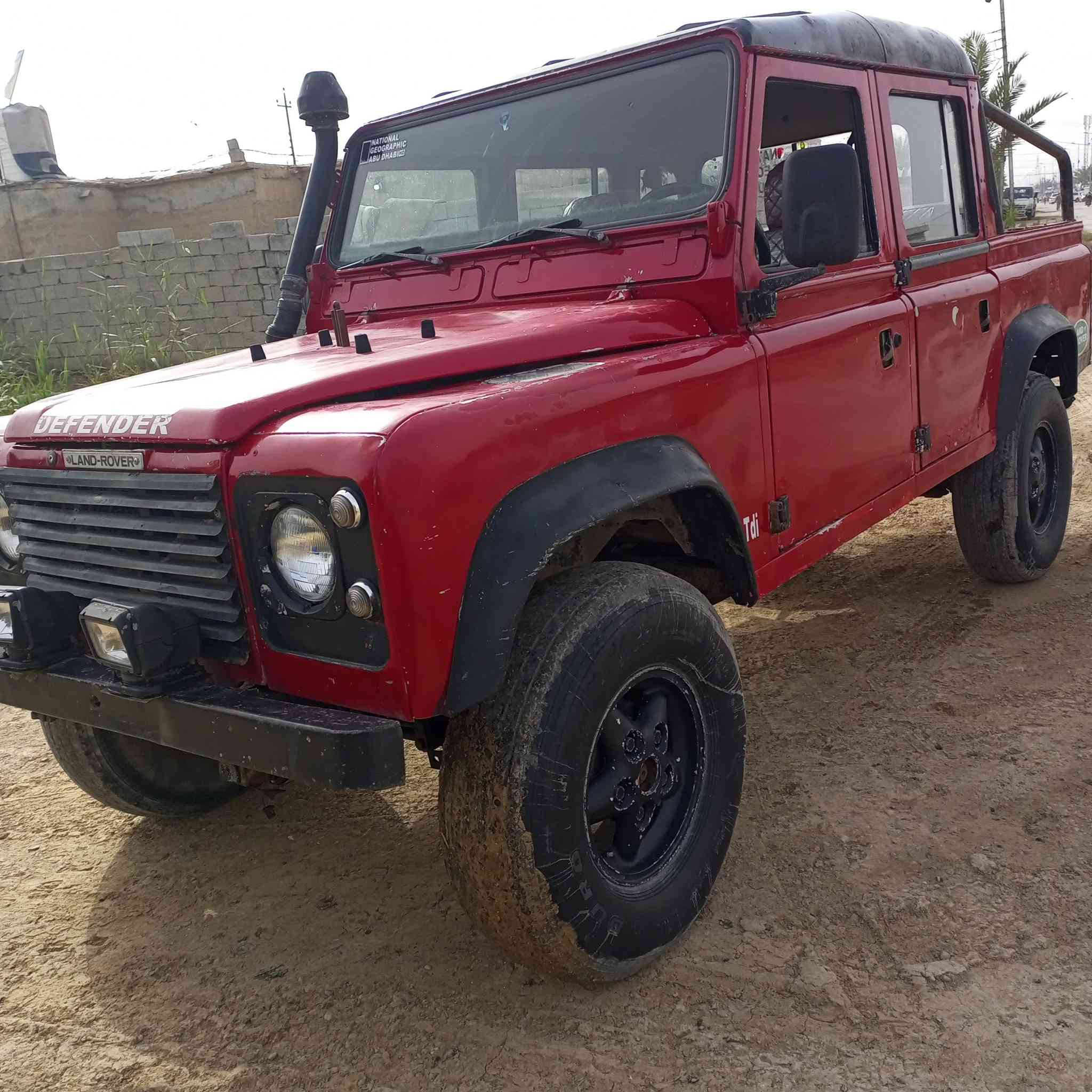 السلام عليكم  للبيع لاند لوفر نوع 110  رقم بغداد  موديل 85محرك كاز سوبر 4سلندر  مكفول محرك كير  شادهن جدد  تبريد بس غاز
المكان بغداد تقاطع النهروان &استفسار ***********
