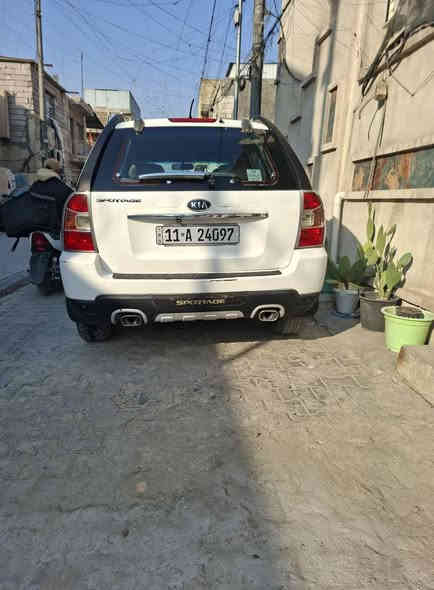 سبورتج ٢٠٠٩ خليجي تبريد تدفئه صدر جديد تايرات جددبيها جاملغ وبنيد مبدلات والدعاميه مكسره اني بدلتها جاهزه من كلشي بس حساس كيلو متر ميشتغل ودبه الزراكات مزروفه فقط 
للبيع ب١١٥ بيها مجال مكاني بغداد الحريه
سنويه باسمي وهزة بعدلها سنه وتسقط 
***********
