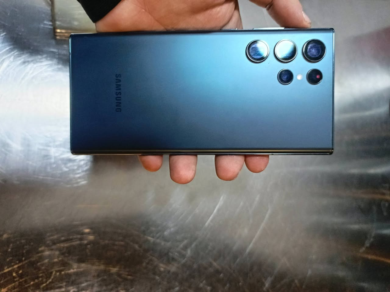 السلام عليكم سامسونك 22 الترا كلش نضيف للبيع
ذاكرته 512
ياخذ شريحتين سيمكرت
جهاز ما مفتوح ابد 
سعره 660 وبي مجال بسيط.
تواصل ***********
