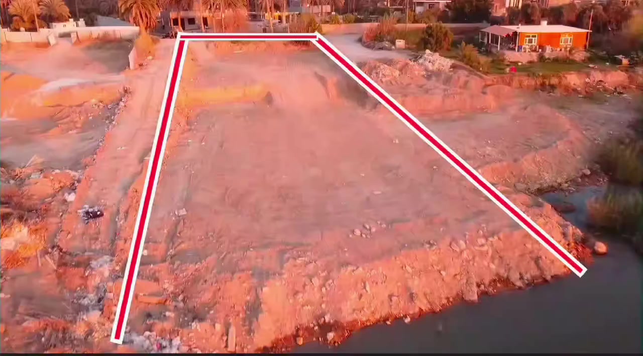 ✅ اهلأ بكم متابعينة الكرام ✅
قطعة ارض على ضفاف نهر دجة 
المساحة  دونم الة 150 م الواجهة (27)م
مجهزة بلكامل 
1_ كهرباء
2_ ماء
3_تبليط 
↩️  الموقع واسط الصويرة قرب جسر الصويرة منطقة جويميسة  الغربية 
للتواصل الاتصال على الارقام التالية 
***********
واتساب. ***********
 للستفسار اكثر التواصل عبر الارقام التالية ☝
