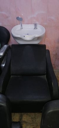غراض مستعمله للبيع بغداد حي القاهره ٠٧٧٢٢٣٢٢٠٠٧