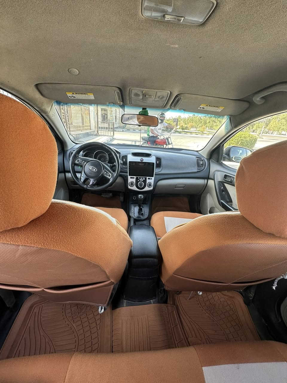 سلام عليكم كيا فورتي موديل 10 السياره حادثه فقط جاملغ وبنيد بدون دواخل السياره جاهزه محرك كير حداديه تبريد تخم تاير مال جناي وخير من الله مابيها نقص خلاص ملاحضه السياره صبغه وحده بدون قطره معجون ومصفره هيه وغرامات السعر 85 وبي مجال مكاني بابل حله وبالعافيه ع ياخذها جاهزه كبل للشارع ***********
