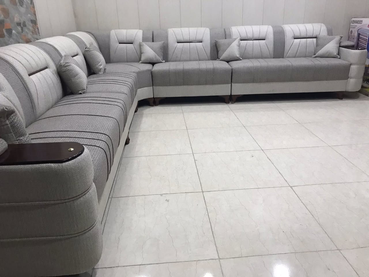 آلهم صلي على محمد وال محمد 
             رمضان كريم عليكم عساكم من عواده 

تعلن ادارة فلاح مول لتجارة الاثاث المنزلي والاجهزة الكهربائية 
                       
وصول تخم مودرن بمختلف الموديلات  كادرنا متخصص في انتاج المودرن كلاسك لانه يناسب اذواقكم الرفعه والجميله
المقعد سبرنك طبي كلش مريح 
يوجد توصيل جميع محافظات العراق 🇮🇶
متوفر بجميع الألوان  🌈
لامو بس هاي ٦كوشات هديه🤩
 عرض خاص لاهلنه شغل درجه اولى سفنج 🧽مميز 🤩 
 وقماش تركي قديفه وثقيل  🇹🇷  
اي ستفسار ***********
 واتساب متوفر ***********
ملاحظه ⭐ في حال وصول المنتج لزبون يحق لزبون رفض الطلب عند وجود خلاف بلعرض 
( نجاحنا المصداقيه في العمل)  فلاح مول
واسط نعمانيه شارع الحاج حمزه الرسن
