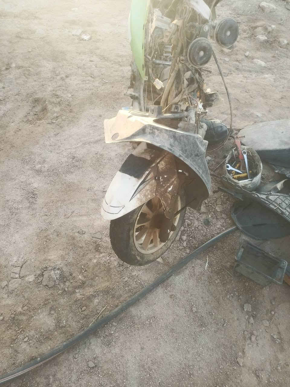 سلام عليكم دراجة تفصيخ لة بيع كلمن و سعرة مكينة عايزله. قبق اكسن و تشتغل راسني على صفحة و هاذة رقمي ***********
