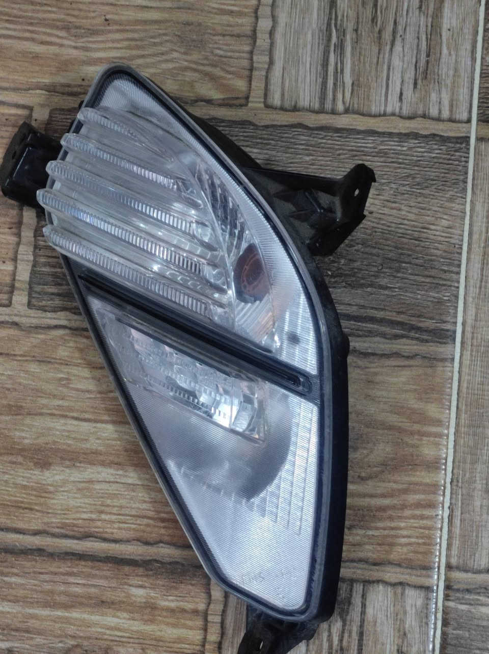 عندي هاي الاغراض للبيع فلينه هي والهوك مالتهه مال فورتي 24 ب35..بگ لايت هو والاشاره  مال فورتي 24 ايمن ب50 وبي مجال...قاعدة فيت بم اصليه مال النترا وفورتي ب75 وهذا رقمي، ***********
