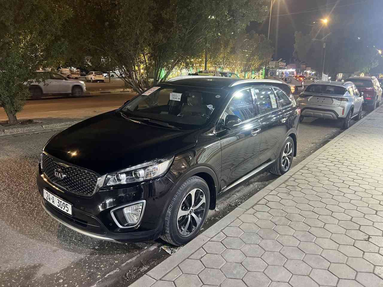 سلام عليكم سورنتو خليجي 
جليجي 
موديل 2016 
فول الفول 
بنراما 
بصمه 
جلد لونين 
زراك لايت 
فول الفول 
جنطه كهربائيه كفاله السياره كفاله لا صبغ ولا تبديل حتى دعاميات كفاله بيه أربع اصابع بارد سعره 215 وبيه مجال رقم مميز  للاتصال  ***********
