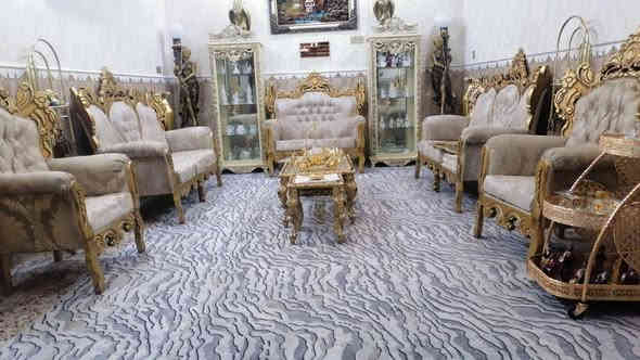 سلام عليكم منزل للبيع ٢٤٠متر نزال ١٢ عرض ٢٢متر النظافه ٩٠بلميه. يحتوي ع خمس غرف واستقبال وصالات عدد٢  مطبخ كبير صحيات عددا ٣الطابق الاول صب مسلح درجه اولى. والأساس صب مسلح طابق الثاني عكاده السعر ع خاص او بعد المعاينة الرقم *********** ابو نمر
