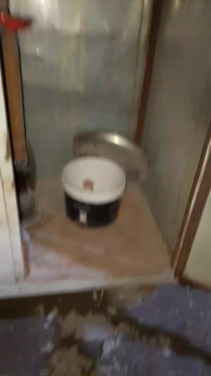 كشك جاي للبيع طباخ مع ترمزين وقوري و3نراكيل مكاني بغداد الشعب
***********
