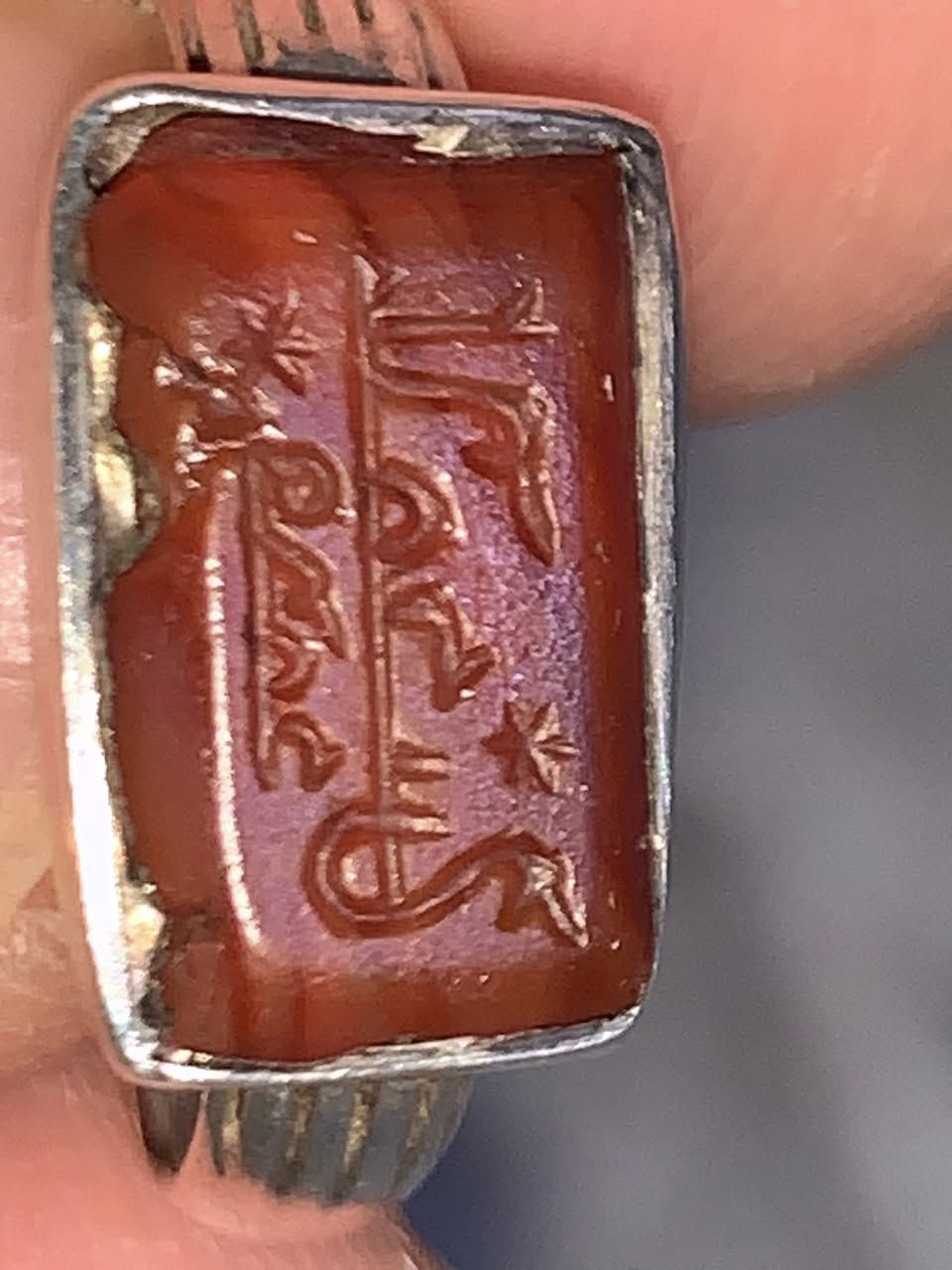 عقيق يماني خط كوفي ملاكط سعره على الخاص


**إذا كنت صاحب هذا الإعلان وتريد حذفه لأي سبب، رجاءا أرسل رسالة إلى الدعم الفني**