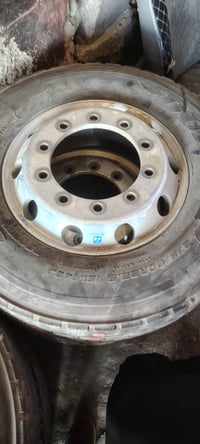 تايرات • اويالى • فافون