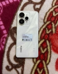 ريلمي 15 برو • ذاكرة ٥١٢ • بطارية ٧٠٠٠