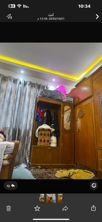 غرفة للبيع • تحتاج صبغ • كسر بسيط