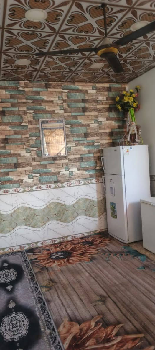 🏡 بيت للبيع – النجف
📍 الموقع: حي ميسان – مزارع اليرموك
مقابل حي العسكري
عمود 236 – شارع المطار
▪️ المساحة: 50 متر
▪️ زراعي
▪️ مشمول بالتطويب
السعر 24مليون قابل للتفاوض 
📞 للاستفسار: ***********
غير متواجد ع فيس
