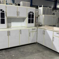 كاونتر وملحق قياس مترين وسنك متر و٢٠سم سعره ٣٢٥ الف للحجز والاستفسار ا...