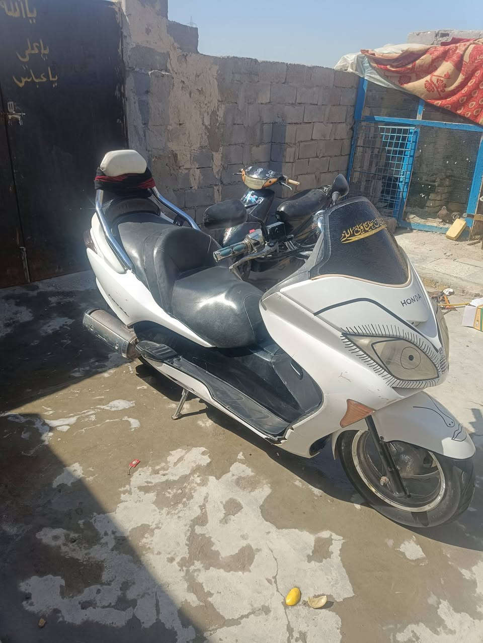 دراجه فورزا للبيع 08 سعر 650 الناصريه مركز المدينه/***********
