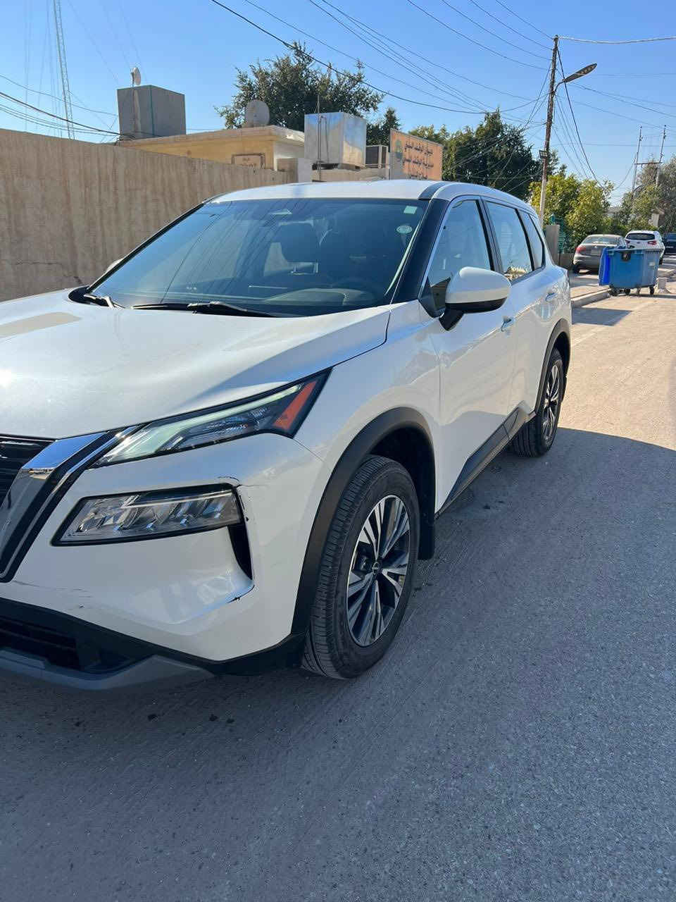 روج 2023
 مواصفات SV 
فور ويل 
3 سلندر
تحديد مسار 
نقطه عمياء 
رادار 
ضرر السياره قبغ الجنطه معدل 
بدون صبغ 
سعر 185 وبيها مجال  
***********
