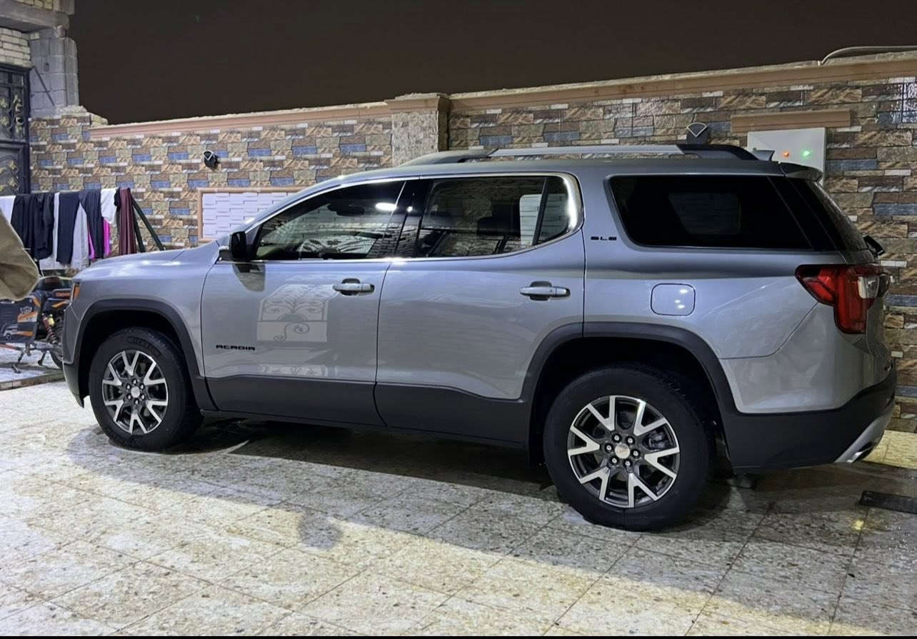 السلام عليكم سياره اكاديا SLE

مديل 2023
عداد المسافه 22 الف ميل 
حجم المحرك 4 سلندر 2000 تيربو 
وارد امريكي صور الحادث موضح بلصوره 
تشغيل عن بعد 
5 بصمات 
تعديل مسار 
تبريد تدفئه 
السياره بسم شركه 
ستخدام شخصي 
العنوان بصره الجزيرة 
السعر 210 
رقم الهاتف ***********
