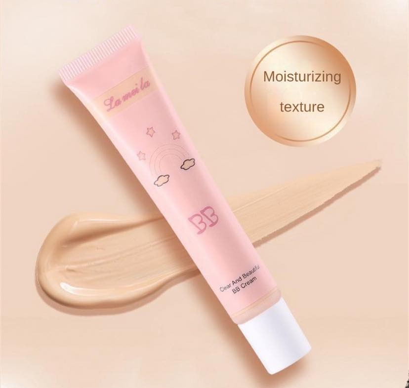 ✨ BB Cream من Lameila… سر البشرة الطبيعية والمخملية ✨

إذا تحبين المكياج الناعم اللي يبين بشرتج مرتبة وناعمة بدون طبقات ثقيلة، فهذا الـBB Cream راح يصير المفضل عندج 🤍
قوامه خفيف جداً ويندمج بسرعة ويا البشرة حتى يعطيج لوك طبيعي، صافي ومشرق من أول استخدام.

💖 مميزاته:

* يوحد لون البشرة بطريقة ناعمة وحلوة
* يخفي الاحمرار وآثار الحبوب والمسام بشكل طبيعي
* يمنح البشرة ترطيب ولمعة صحية بدون تكلف
* يخلي الوجه يبين أنعم وأرتب طول اليوم
* مناسب للاستعمال اليومي والجامعة والدوام
* سريع بالتوزيع وما يحتاج وقت بالمكياج

✨ النتيجة؟
بشرة فريش، ناعمة، وإطلالة مرتبة كأنج حاطة فلتر خفيف على وجهج 😍

مناسب للبنات اللي يحبّن الجمال الطبيعي والمكياج الخفيف الأنيق بعيداً عن الثقل والتكتل 💕 
السعر ب5الاف
توصيل بسمايه الف
توصيل محافظات5الاف
ويه كل طلب هديه💗💗


**إذا كنت صاحب هذا الإعلان وتريد حذفه لأي سبب، رجاءا أرسل رسالة إلى الدعم الفني**