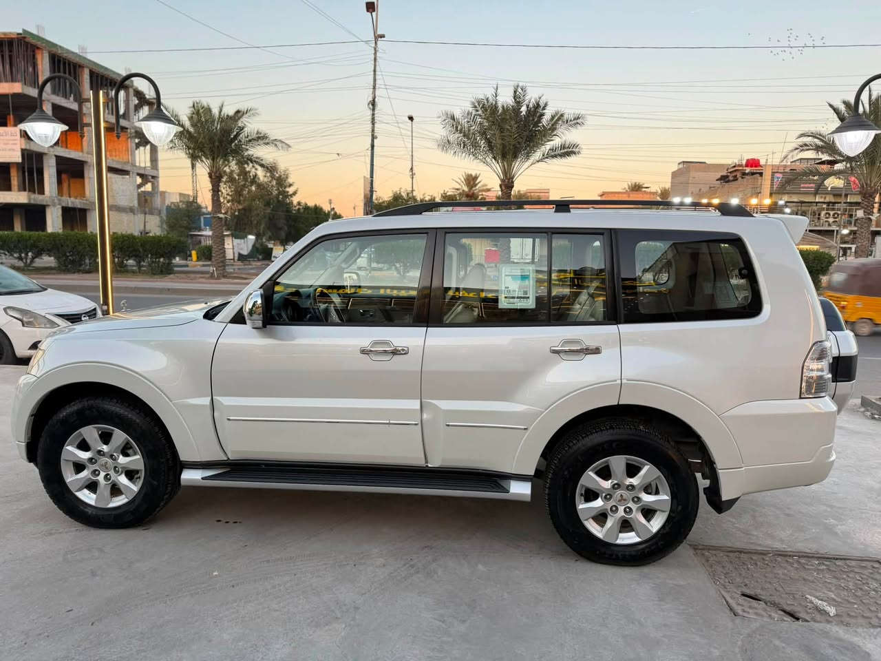 السلام عليكم
باجيرو العلامة الذهبية موديل 2019 رقم اربيل 
مكفولة كفالة عامة كير محرك كفالة 
سيارة خير من الله كلشي مناقصها ترايك من زاخو للفاو
ماشية 54 الف بعدها زيرو 
فتحة سلايت
شاشة وسطية 
كشنات مخمل 
دشبول صاج 
3 قطع تبريد 
مري شفط 
7 راكب 
محرك 3500 المرغوب 
كشنات الخلفية بعدهن بالجيس ما مفتوحات 
بيع فقط للاستفسار خاص او ***********
