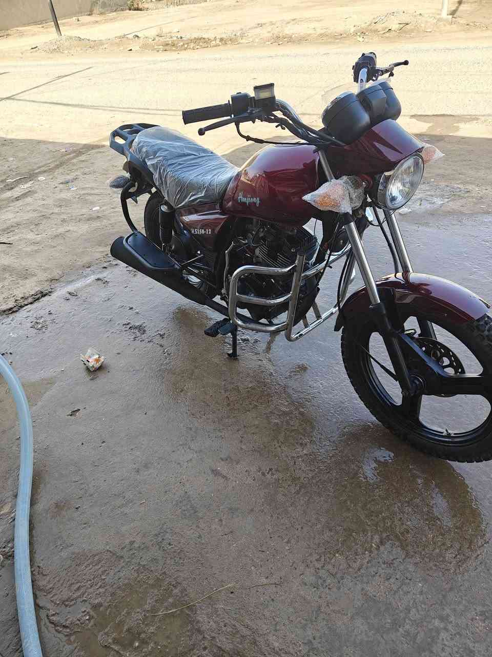 يا الله السلام عليكم
دراجة اوباما للبيع رقم وسنوية قادسية 2015 رقم مميز سنوية لل 2028 تنتهي تحويل ثاني يوم، 
الدراجة مكفولة كفالة عامّة غراض كله 2025 ماكو شي بيها مو جديد، المكينة برغي ما مفتوح بيها هاي رابع تبديلة دهن الها يعني جديدة كلش 
اخوان الدراجة تعمير جديد بس الشاصي 2015 
تجي تفحص وتقتنع وتدلل 
السعر 2100 مليونين و 100 وبيها مجال 
للتواصل : 
***********
***********
