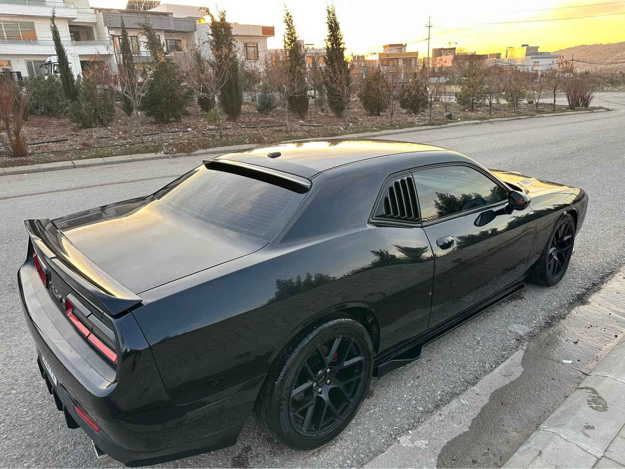 Dodge Challenger sxt 2015 V6
شاشە گەورە 
شغال
پادڵ شەفت
کوشن جلد
ناو سوور
صالنصای کۆنترۆڵی لەسەرە 
پۆپ ئاند بانگی لەسەرە
ڕۆڵ کەیجی بیلادی بۆ بەستراوە
سیستەمی مکەبەرەو ئێمپلیفایەری بۆ دانراوە
هەردوو بەصمەی بیلادی ماوە
گێڕ و مەکینەی نەکراوەتەوە بەشەرت ئیسپانەی بەرنەکەوتووە 
ئەکسل و تەبرید و خەلەلی کارەبایی و تەقەو رەقە کامل بە شەرت
سەیارەکە زۆر جوان ماوەتەوە کامل هەیکەلی کراوە بە SRT 
یەک چەمەلەغی بۆیاخە بێ ناوگرتن بێ ئێرباگ  پێشی کەپس دوای کەپس هیچ ئێرباگێک نەتەقیوە 
84 مایل ڕۆشتووە یەک دینار مەسرەفی تیا نییە هەموو گیانی بەشەرتە
سەنەوی تازەیە تایەی تازەیە تەحویل و وەکالە حازرە سعری 158$ و معامەلەیەکی کەم
شوێن: سلێمانی رەقەم تلفون: ***********
—————————————————————
Dodge Challenger sxt 2015 V6
للبيع فقط
شغال
شاشة كبيرة
بادل شفت ستیرن
کشنات جلد
دواخل احمر 
عليها بصمتين بيلادى
گزوز صوت و کونترول 
علیها صماعات امبلیفایر
محرك كير اكسل كلها بشرط ممفتوحة 
تبرید بشرط کاهربایات بشرط
جاملغ سايق صبغ فقط بدون ايرباك بدون دواخل كلها بشرط بچم كبس هیکل کامل SRT
سعر 158$ مجال بسيط
سيارة جاهزة مابيها أي نقص طایرات جدیدە رقم سلیمانی سنویە جدیدە ماشیە 84 مایل علیها شوتە و کاج کان
مكانها سليمانية باسمي السيارة تريد تحويل وكالة حاضرة
رقم تلفون : *********** (واتساب +فايبر) السليمانية, العراق
