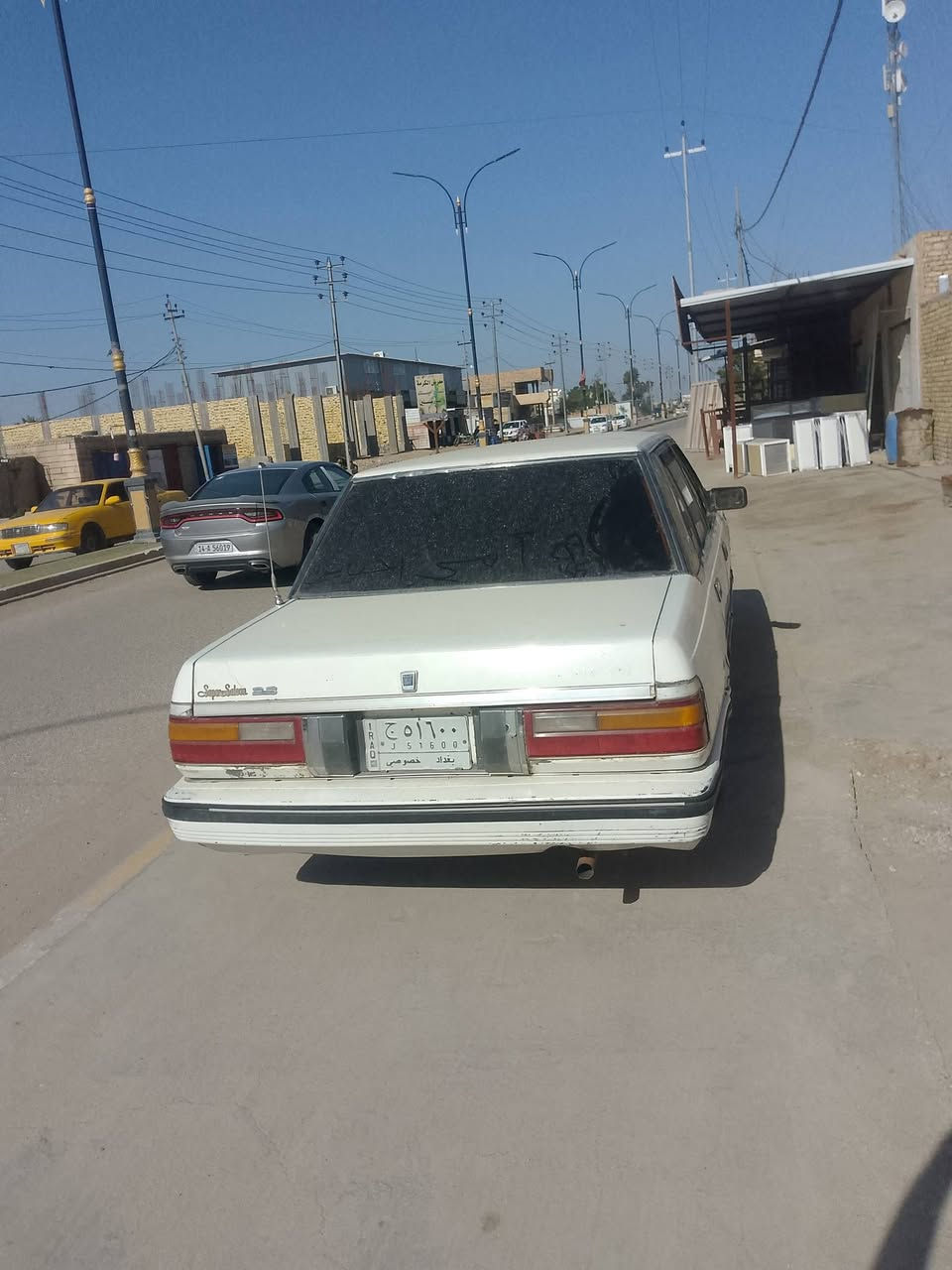 سلام عليكم سوبر موديل 85 مكفوله من الضربه بيه رشات صبغ بصيطه رقم بغداد سنويه ال 30 كير ومكينه شرط بلاديات تخم تاير جديد حداديه جديده السيارة بسمي تحويل ثاني يوم شاصيه مكفول السيارة احله من الصوره عنواني ناصرية سوك الشيوخ سعره 33وبيه مجال ***********
