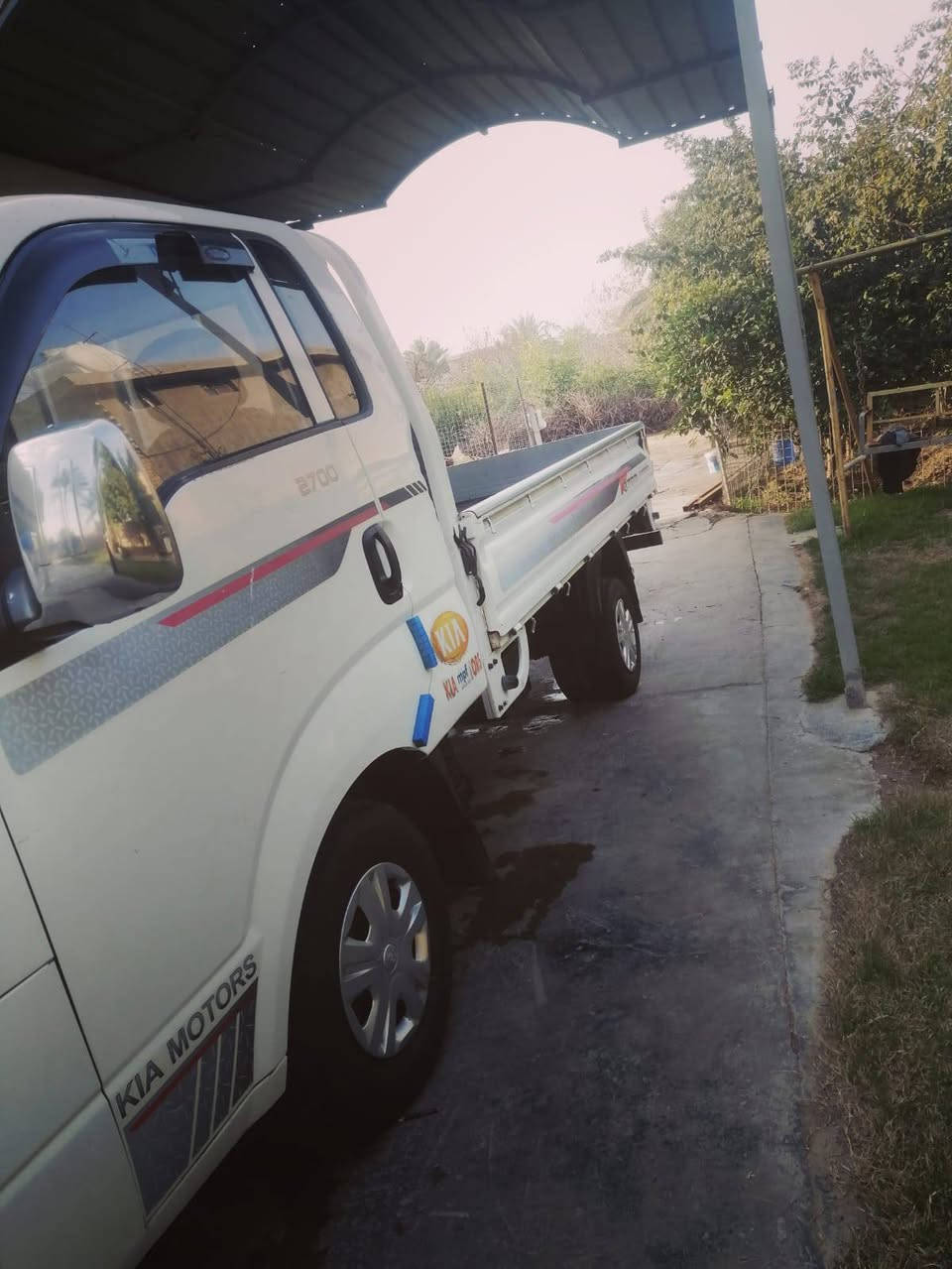 سلام عليكم عموشه 2700 موديل 2016 سياره مكفوله مكينه كير اكسن شاصي سياره تاير شركه منازل منها رقم بغداد بنفس اليوم احولك سعر 117 (***********
