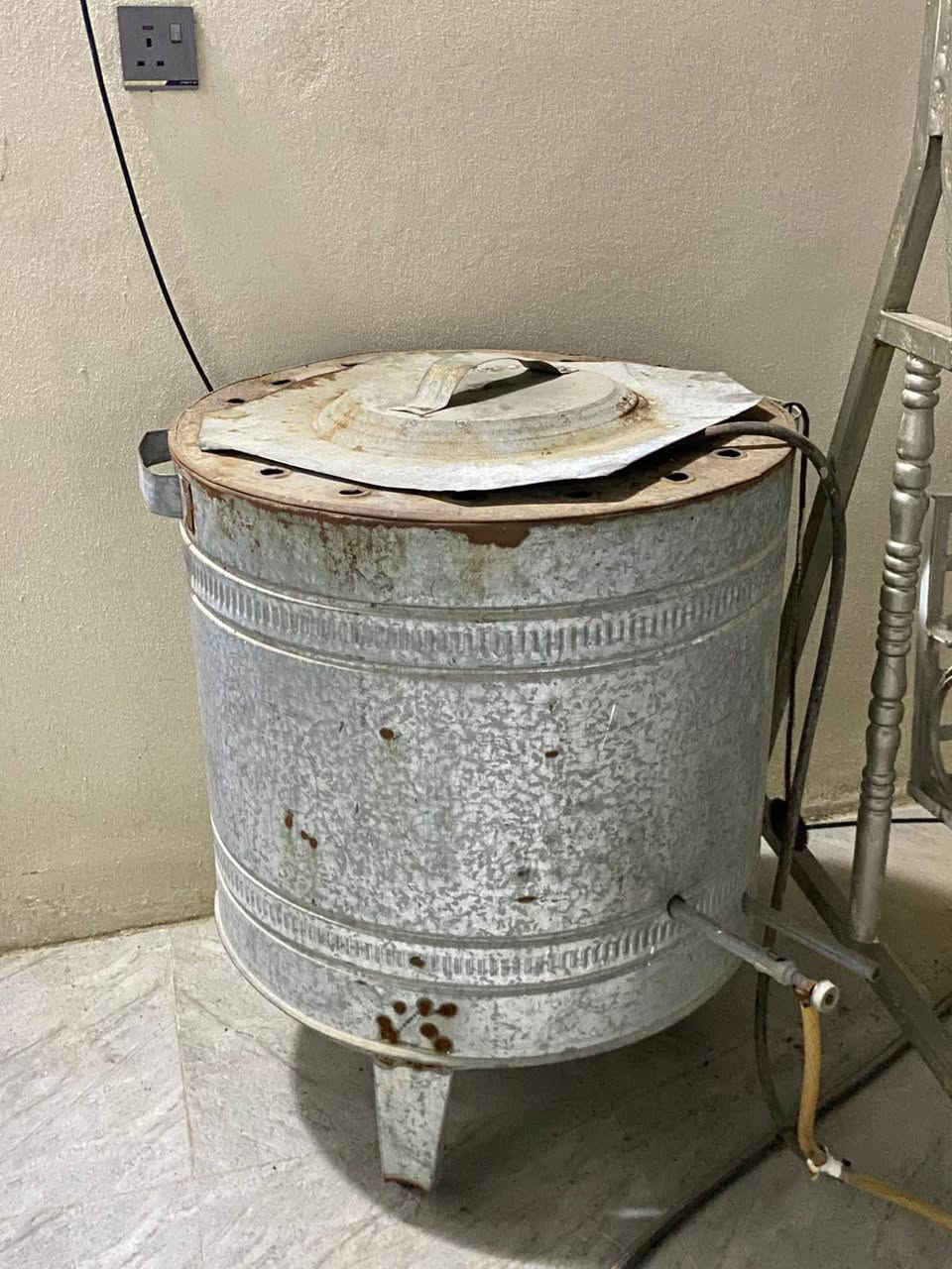 السلام عليكم تنوز غاز مثل ما موضح كدامكم وماعرف يشتغل او لا لان متروك فتره 
ادفع سعر واخذه بالعافيه


**إذا كنت صاحب هذا الإعلان وتريد حذفه لأي سبب، رجاءا أرسل رسالة إلى الدعم الفني**
