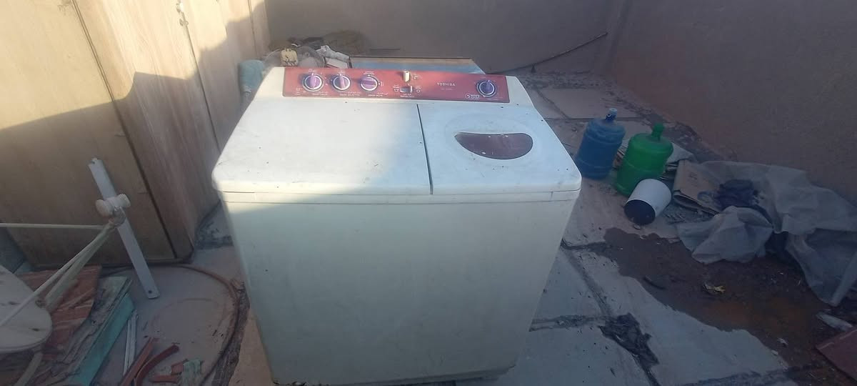 السلام عليكم ؟ عندي غسالات عدد 2 نضيفات وما دخلت اي تصليح سعر الواحده 75 الف وطبخ استخدام شهرين فقط سعر 100 جديد كلش وماطور مبرده اصلي سعر 25 الف وشراي بيهن مجال  مكاني الشعب


**إذا كنت صاحب هذا الإعلان وتريد حذفه لأي سبب، رجاءا أرسل رسالة إلى الدعم الفني**