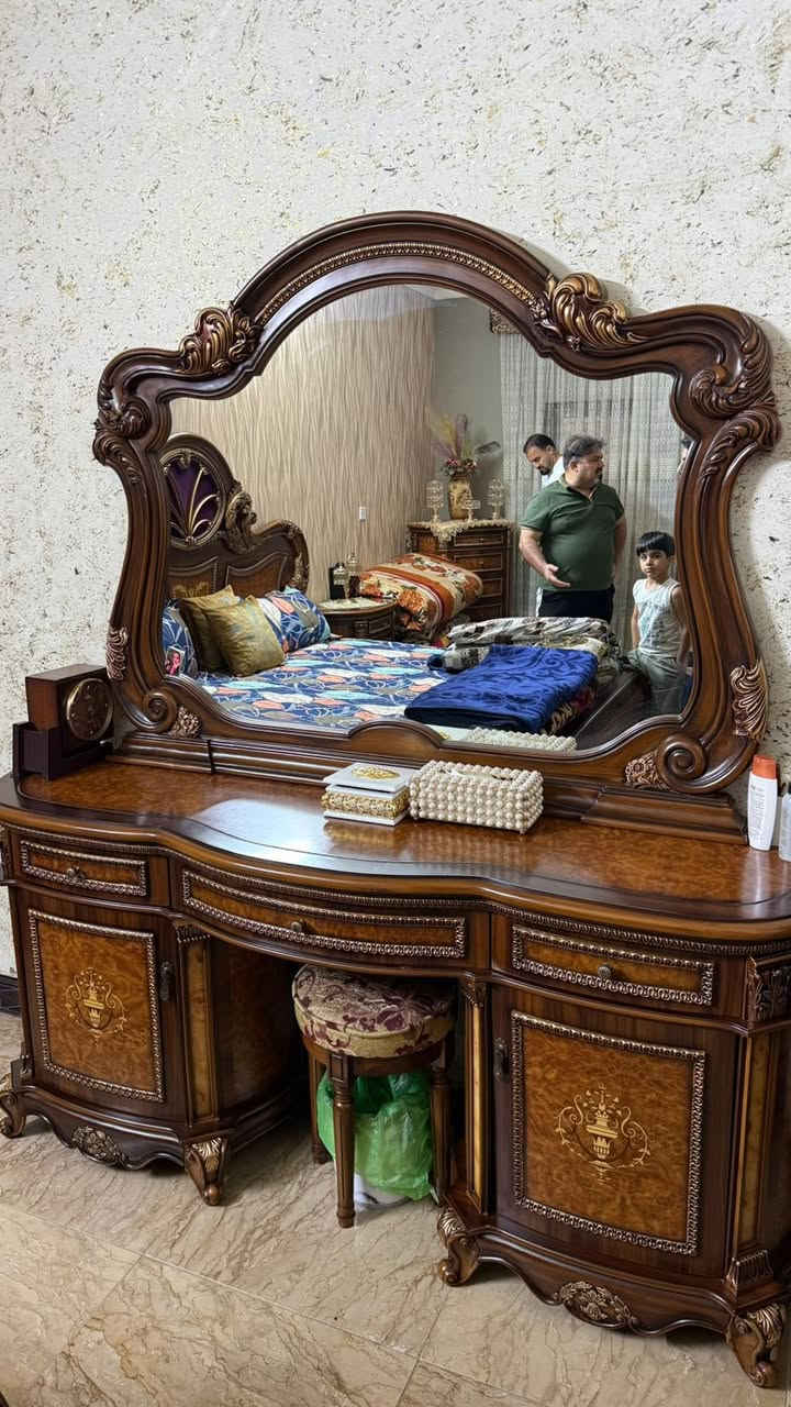 غرفه نوم ماليزي كلاسك نضيفه جدا


**إذا كنت صاحب هذا الإعلان وتريد حذفه لأي سبب، رجاءا أرسل رسالة إلى الدعم الفني**