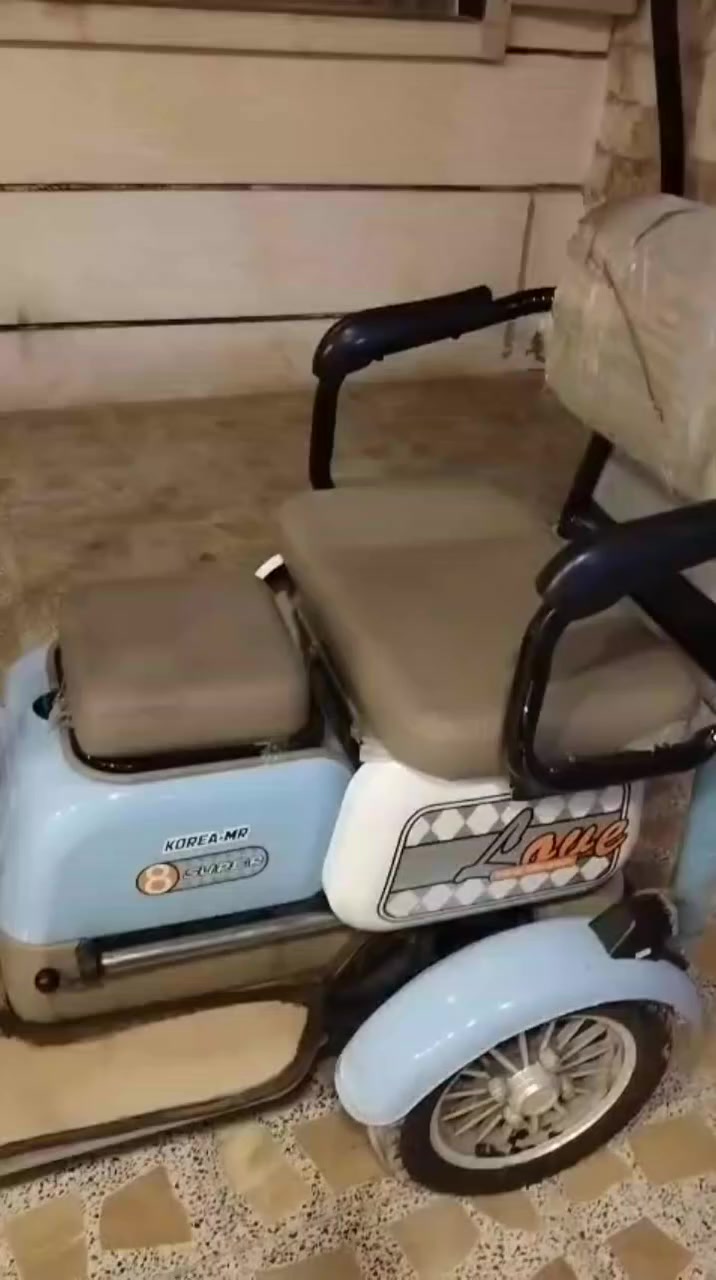 دراجه شحن للبيع اي ضرر مابيها استعمال شهرين سعر. مليون 200 وبيه مجال


**إذا كنت صاحب هذا الإعلان وتريد حذفه لأي سبب، رجاءا أرسل رسالة إلى الدعم الفني**