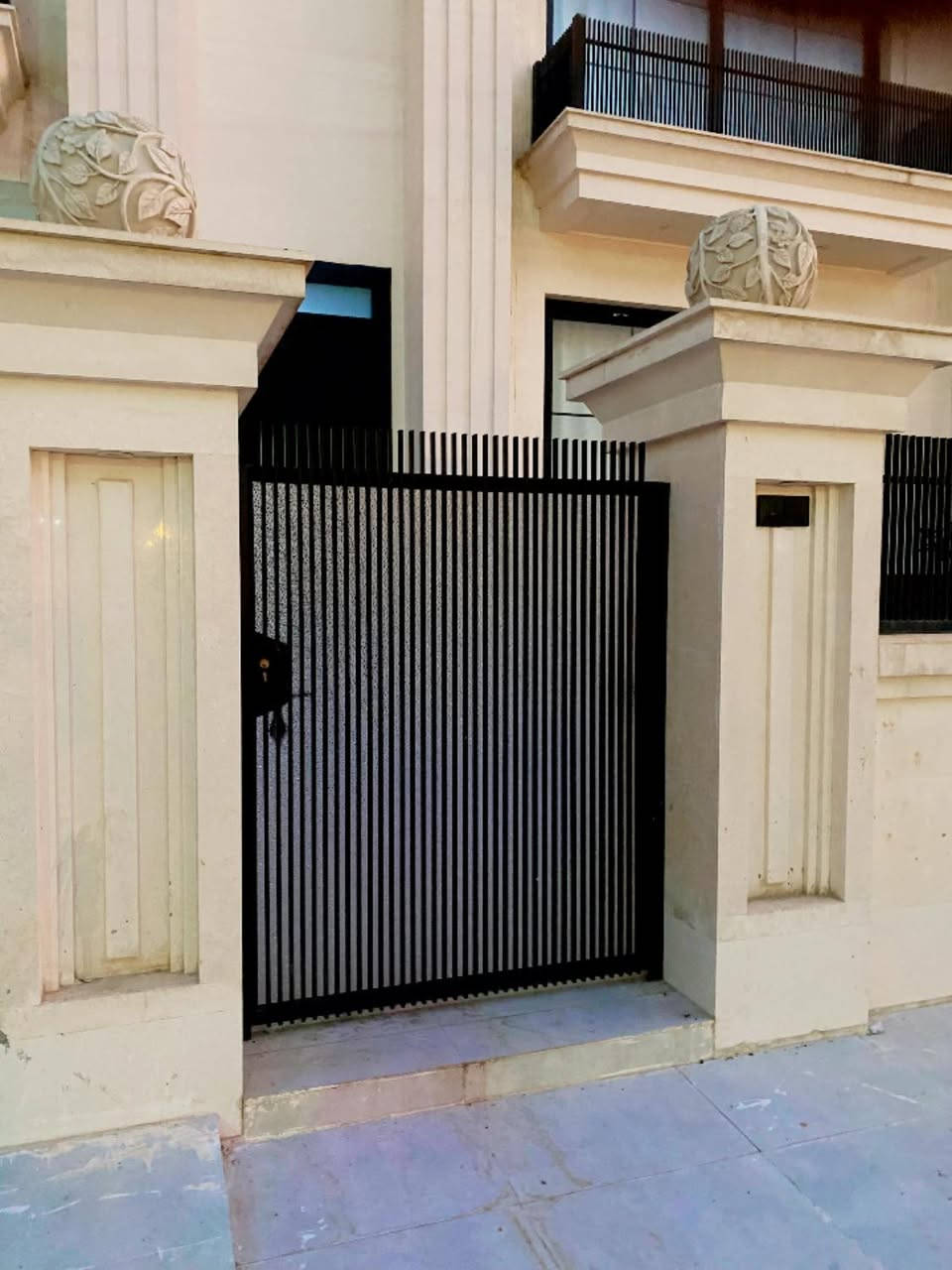 حدادة الشهم  👨🏽‍🔧🚛
لعمل كافة انواع الحداده والصيانه🛠️✅
( سقائف -ابواب-محجلات -كتائب- ديكورات )
فصال حسب الطلب ✅

                     في جميع مناطق أربيل🌏💞

للتواصل راقم الهاتف
            (***********)   يوجد واتس اب     (***********)
