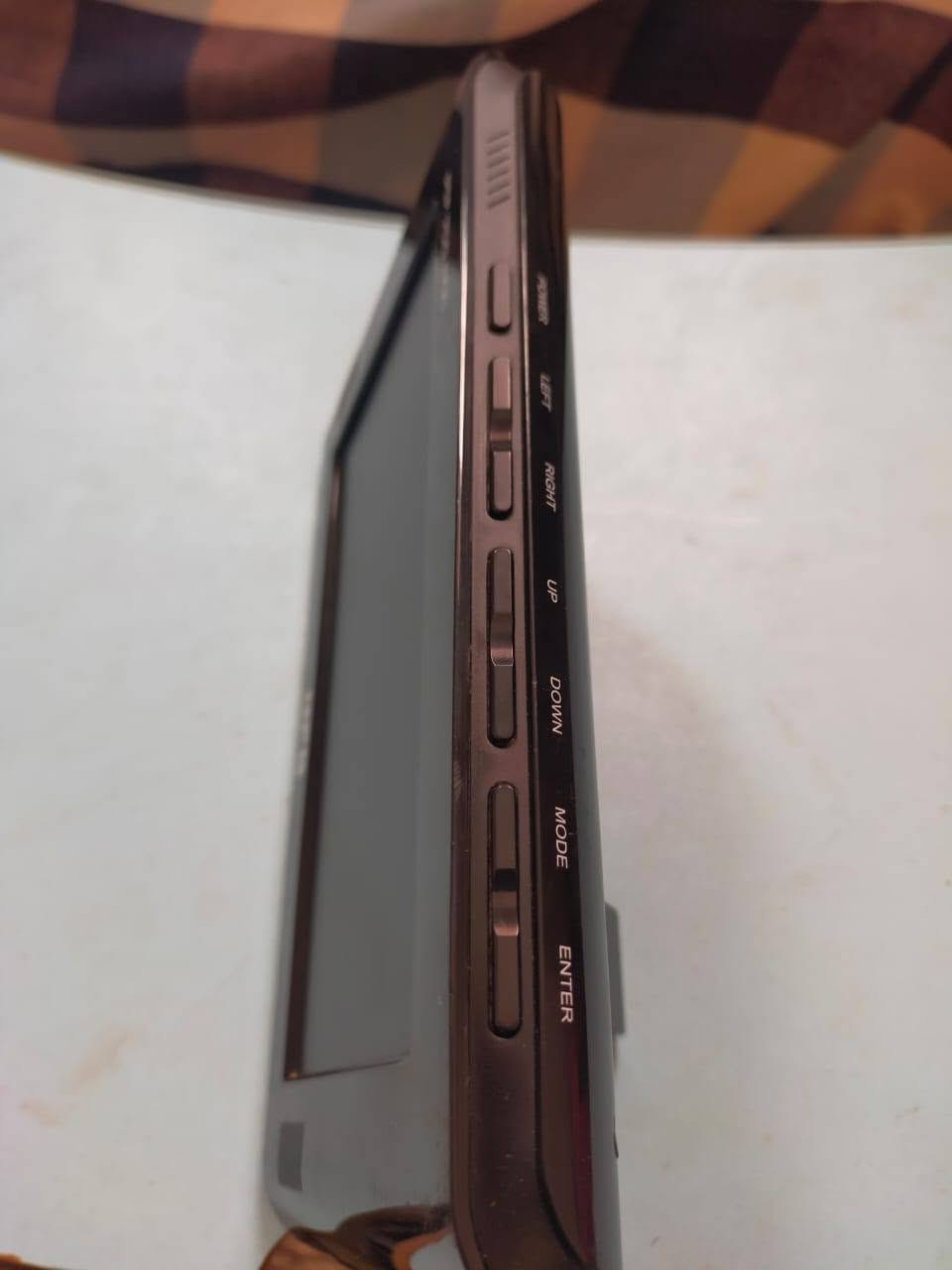 تلفاز7TNT بوس  
فيها TNT 
ف USB
ف mimuor Cart 
كتخدم بشرجور 12V
بيسا  ديال الخريج بقيا جديد 
معها شرجور 12V
لنطير TNT  
تليكمونض ديالها 
صوت والكلور فيها واعرين
للبيع تمان 350درهم
كندير توصيل اي مدينة
الي شاري معقول 
0601432363


**إذا كنت صاحب هذا الإعلان وتريد حذفه لأي سبب، رجاءا أرسل رسالة إلى الدعم الفني**